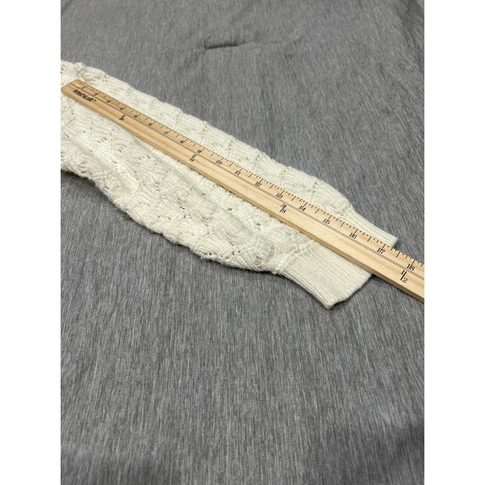 Divided‎ H M Cream Crochet Knit Cropped Sweater Size XS